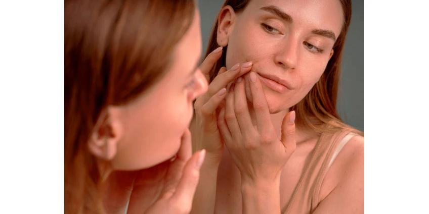 Frakcyjny laser: jak działa na głębokie zmarszczki i blizny