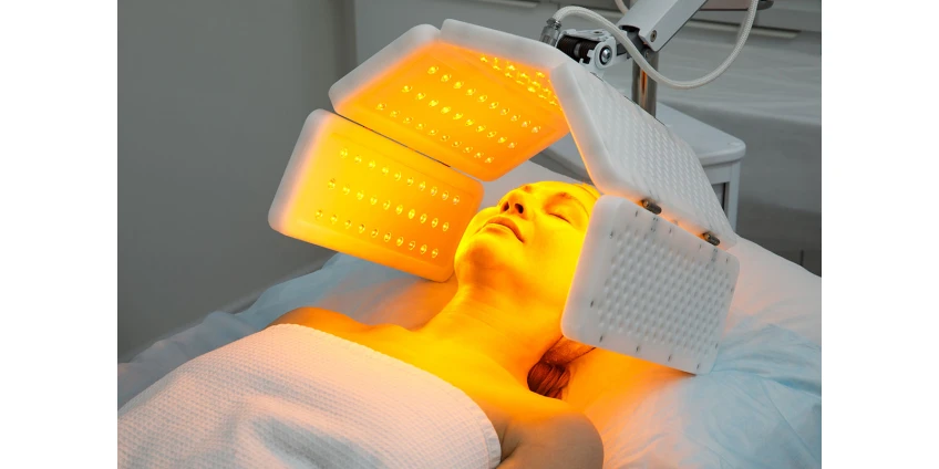 Kiedy warto stosować terapię LED i z jakimi zabiegami ją łączyć