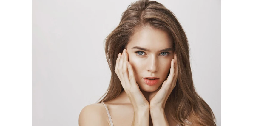 RF-mikronakłuwanie czy klasyczne mikronakłuwanie w leczeniu blizn potrądzikowych, rozszerzonych porów i nierównej tekstury skóry